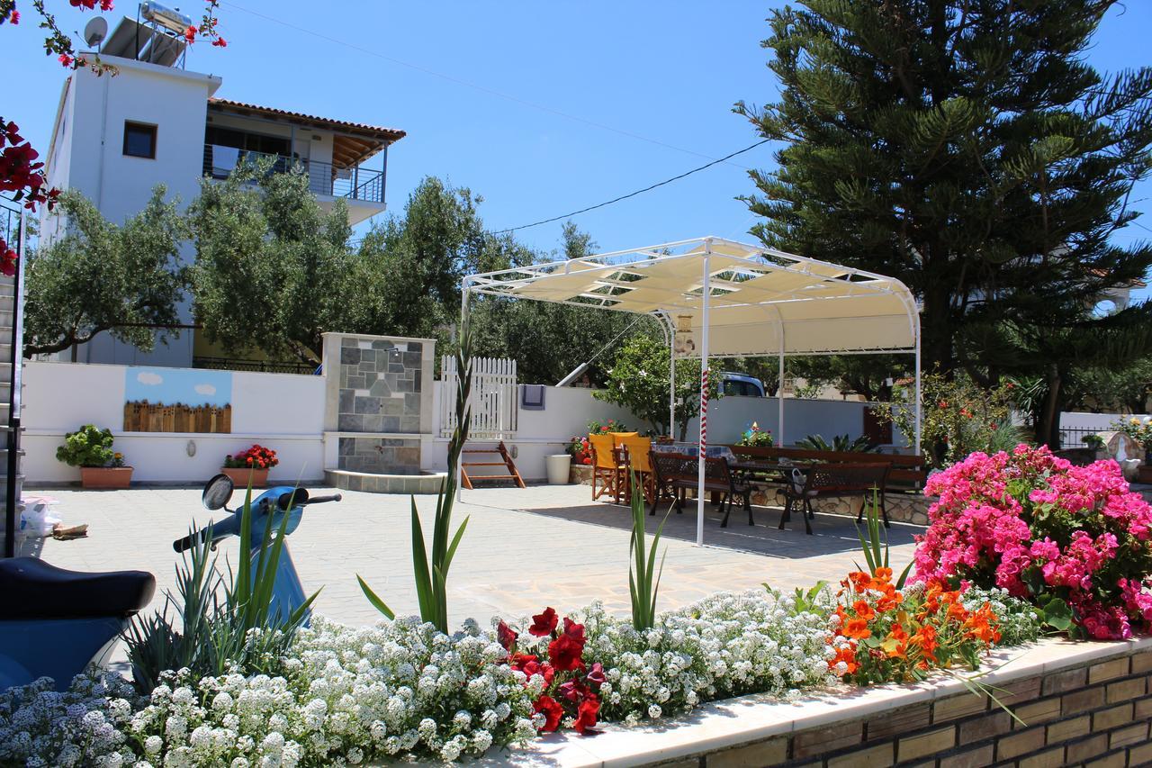 Panorama Studios & Apartments Amoudi Exterior foto
